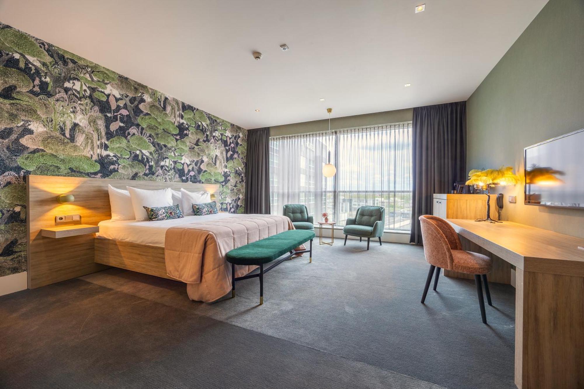 Junior Suite,1664652953:JPEG